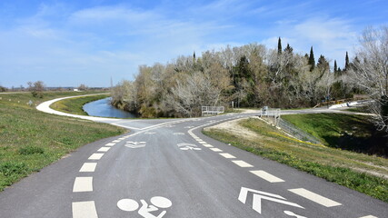 cycle route along river Rhone from Avignon to Roquemarke,France