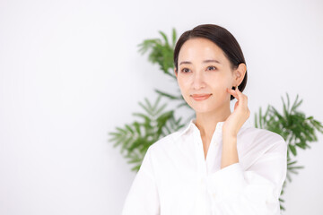 女性　スキンケア