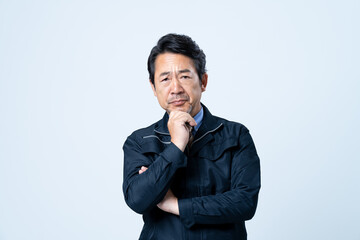 ミドルのエンジニアの男性