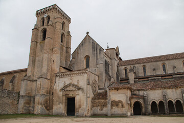 Obraz premium church in a royal monastery (santa maria de las huelgas) in burgos in spain 