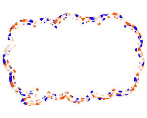 ステンドグラス風吹き出し　三角形模様　細長い雲形