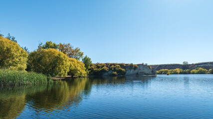 Obraz premium Aerial perspective of the Cromwell gorge and Bannockburn area in Autumn