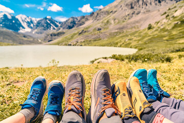 Hiking in the wild improves not only physical health, but also mental health.