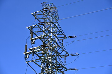 Przesył energii wysokie napięcie słup energetyczny blackout