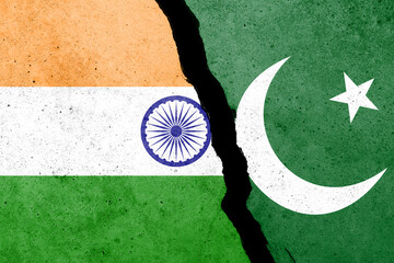 Flags of India and Pakistan painted on the concrete wall