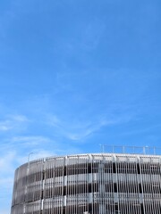 Fototapeta premium Modern Parking Structure Under Bright Sky