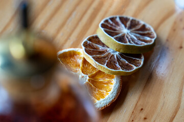 Dehydrated Citrus Garnishes for Craft Cocktails