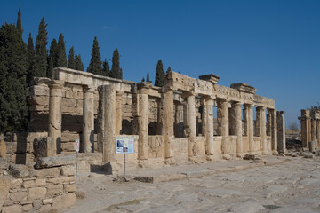 Fototapeta premium Türkiye ruins of Heraklion on a sunny autumn day