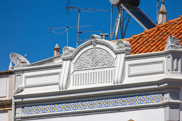 Typical beautiful architecture of platbands © Mauro Rodrigues