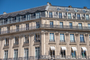La magnifique architecture des bâtiments du centre ville de Paris en France 