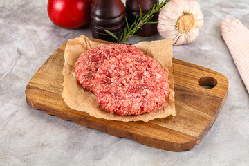 Raw round beef cutlet minced meat