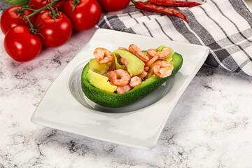 Dietary avocado cut with prawn
