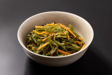 茎わかめの煮物