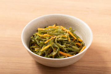 茎わかめの煮物