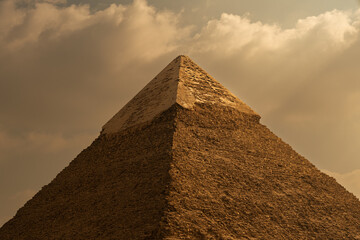 pyramids of giza