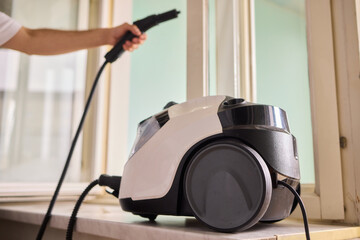 Experience Professional Window Cleaning with Advanced Steam Technology for Pristine Results