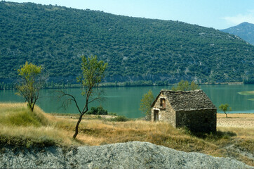 Lac, Pantano de la Pena, Province de Teruel, Aragon, Espagne