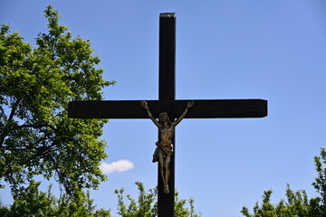 krzyż Jezus Chrystus niebo niebieskie © Miroslaw