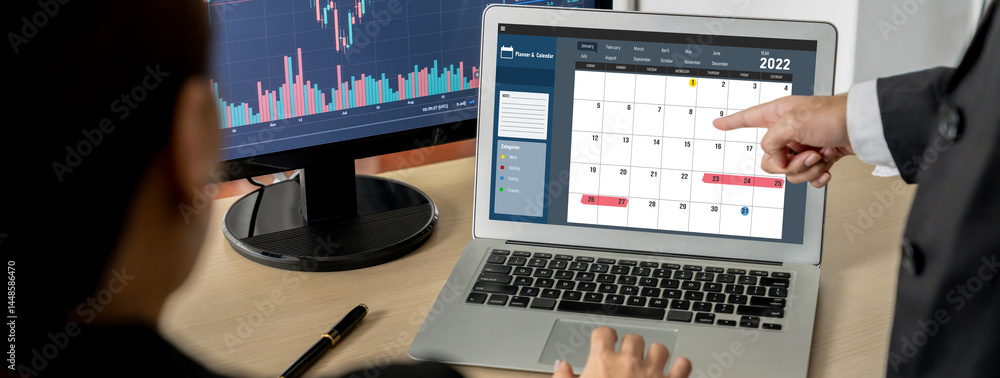 Aufkleber calendar on computer software application for brisk schedule planning for personal organizer and onl
