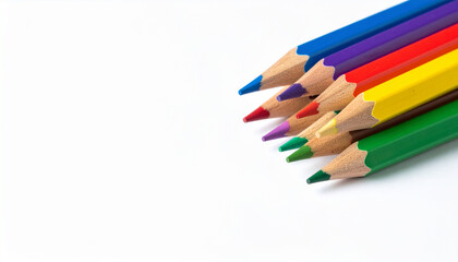 Fototapeta premium Colorful pencils arranged diagonally against a white background, perfect for creative use