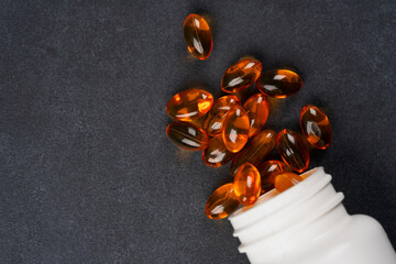 Dietary supplement containing omega 3 fish oil capsules	