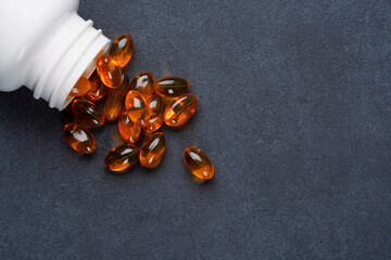 Dietary supplement containing omega 3 fish oil capsules	