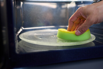 Learn to sanitize a sponge in the microwave for optimal kitchen cleanliness and hygiene