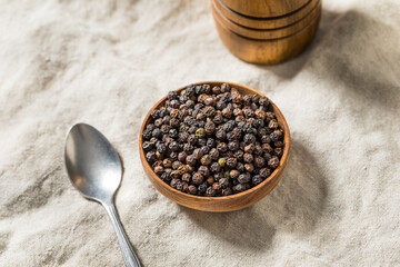 Organic Dry Raw Black Peppercorns