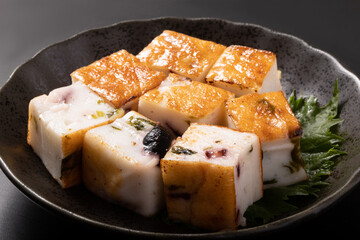 蒸し焼きかまぼこ　たこ　わかめ焼き