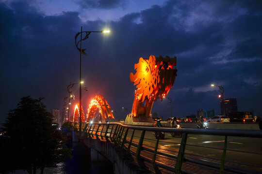 Nighttime View of the Dragon Bridge