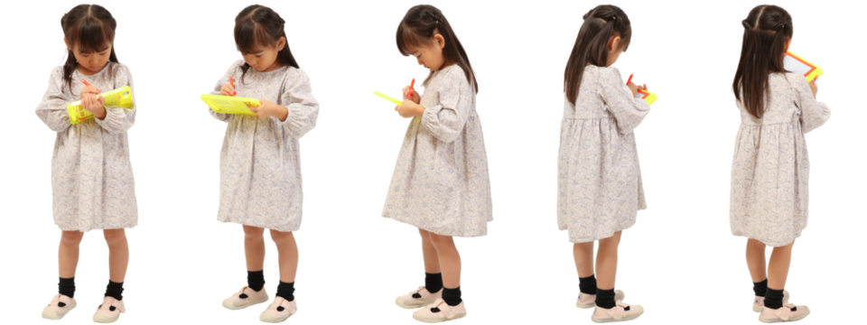 女の子があそふ