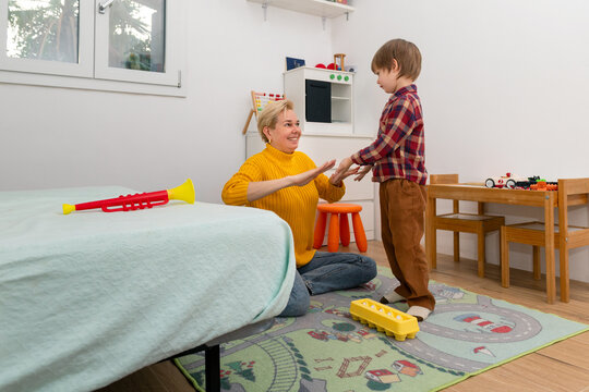 Emotional learning between autistic child and her mother