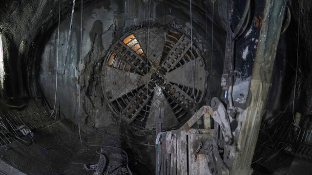 The moment of exit of the tunnel boring machine