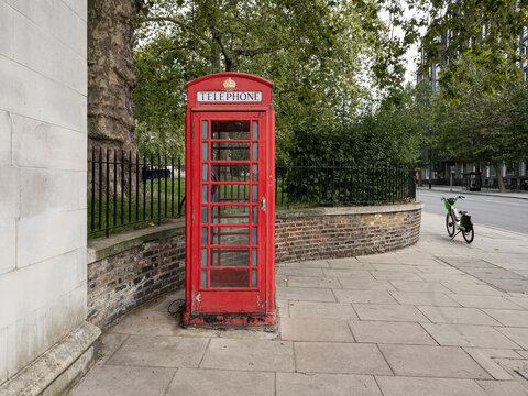 Phone booth