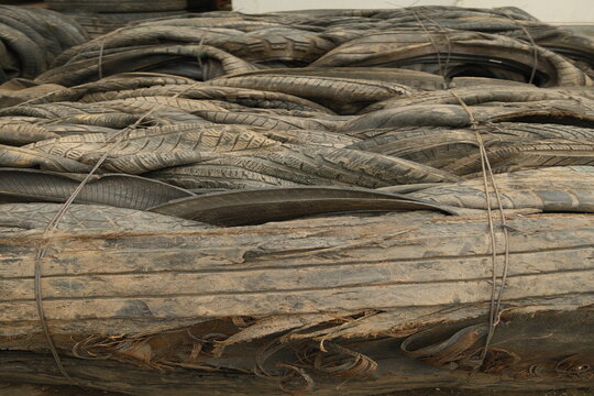 baled used car tyres