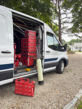 Plumbing workman van 
