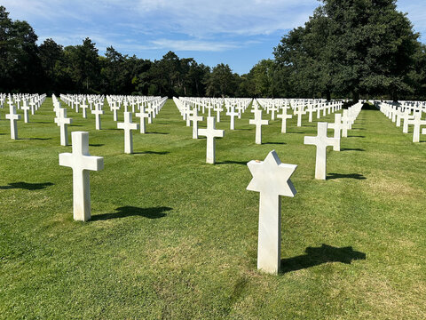 American cemetery, World War II memorial