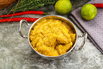 Inchian cuisine - chicken cashew curry