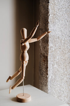 Small articulated wooden man