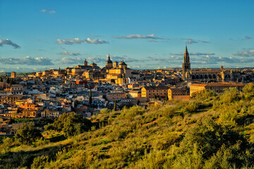 Fototapeta premium View of Toledo, Castila la Mancha, Spain, world heritage city with the Alcazar high above on a bright day