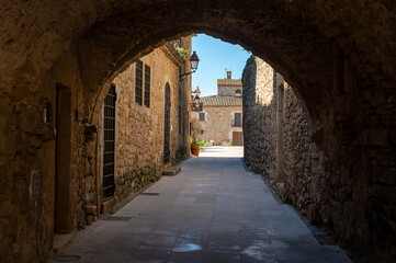 Obraz premium Beautiful Medieval Peratallada town