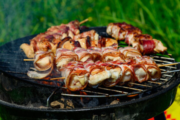 Skewer (Serbian: Raznjici) is a popular Serbian specialty of grilled meat, equivalent of the Greek souvlaki and Turkish şaşlık.