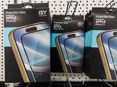 Premium Protection Glass for Apple iPhone 15 and 16