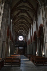 Obraz premium Vercelli,Piemonte,Italia, Abbazia di Sant'Andrea,la navata centrale