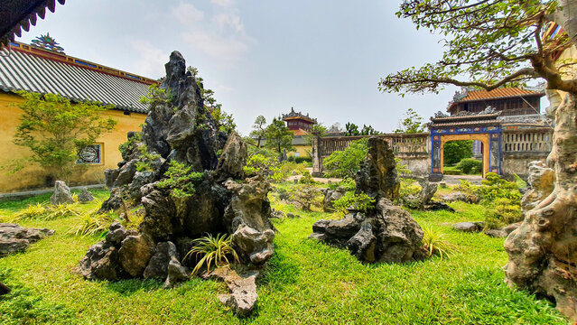 Hue, Vietnam - March 15, 2021 : Penjing Garden In Hue Imperial Citadel. The Imperial Citadel Of Hue, A UNESCO Cultural Heritage Is A Major Tourist Destination In Vietnam.