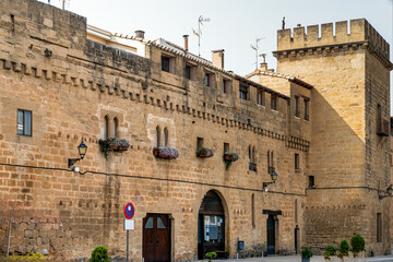 Obraz premium Medieval entrance to the town of Laguardia in the Rioja Alavesa, Spain