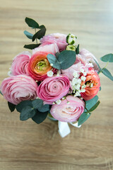 Bouquet de fleurs pour la mariée 