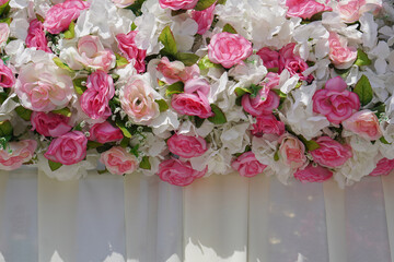 pink and white roses Arrange overlays and leaves on a white cloth wall background, nature, love, valentine, wedding, copy space