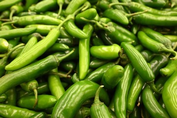 Fresh chile serrano (serrano chili pepper).