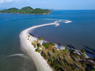 Koh Yao Yai, Thailandia, isola paradisiaca con spiagge mozzafiato, sabbia bianca e acque...